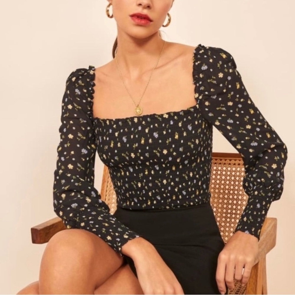 REFORMATION Pinto Smocked Black floral Top Size Large
